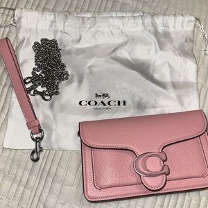 Coach tabby wristlet